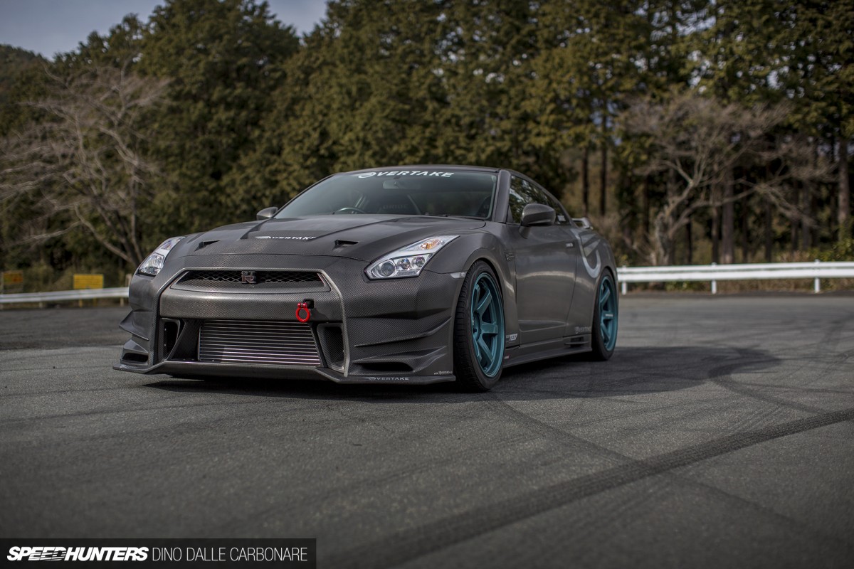 Overtake-R35-GTR-09