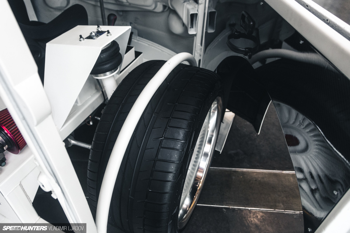 vw-t2-bmw-v12-by-wheelsbywovka-21