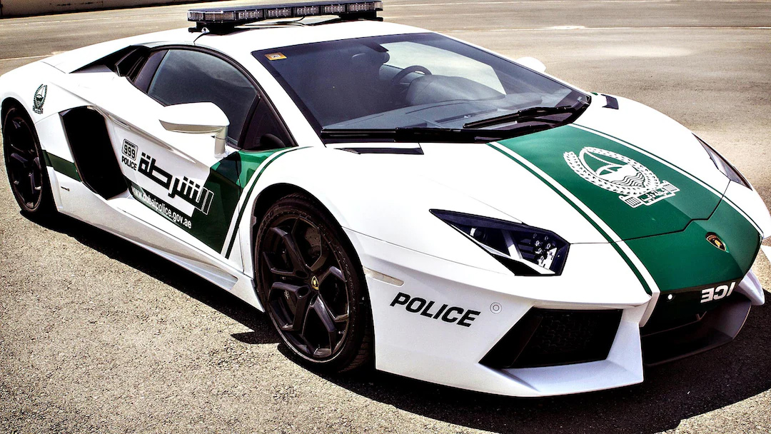 Lamborghini-Aventador-Dubai-Police-car-front-three-quarter-close