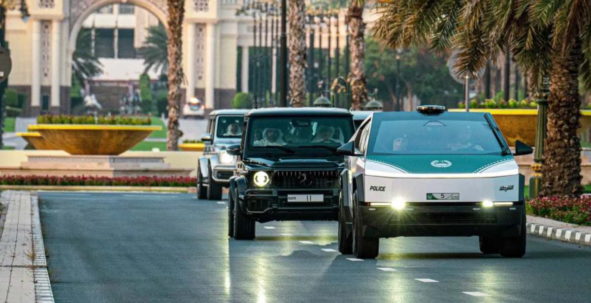 Tesla-Cybertruck-Dubai-Police