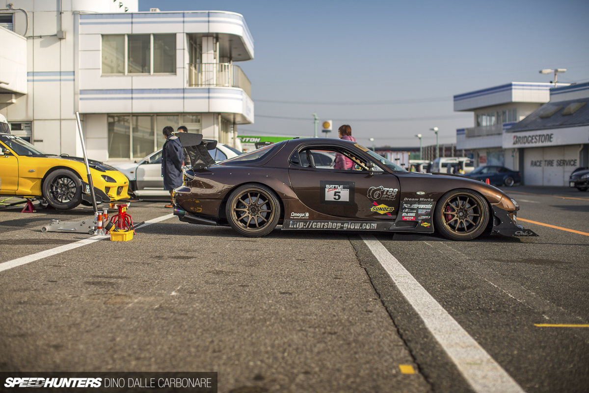 1-Car-Shop-Glow-RX7-07