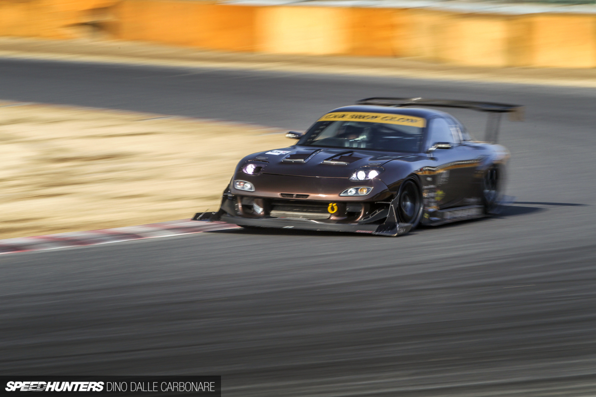 1-Car-Shop-Glow-RX7-36