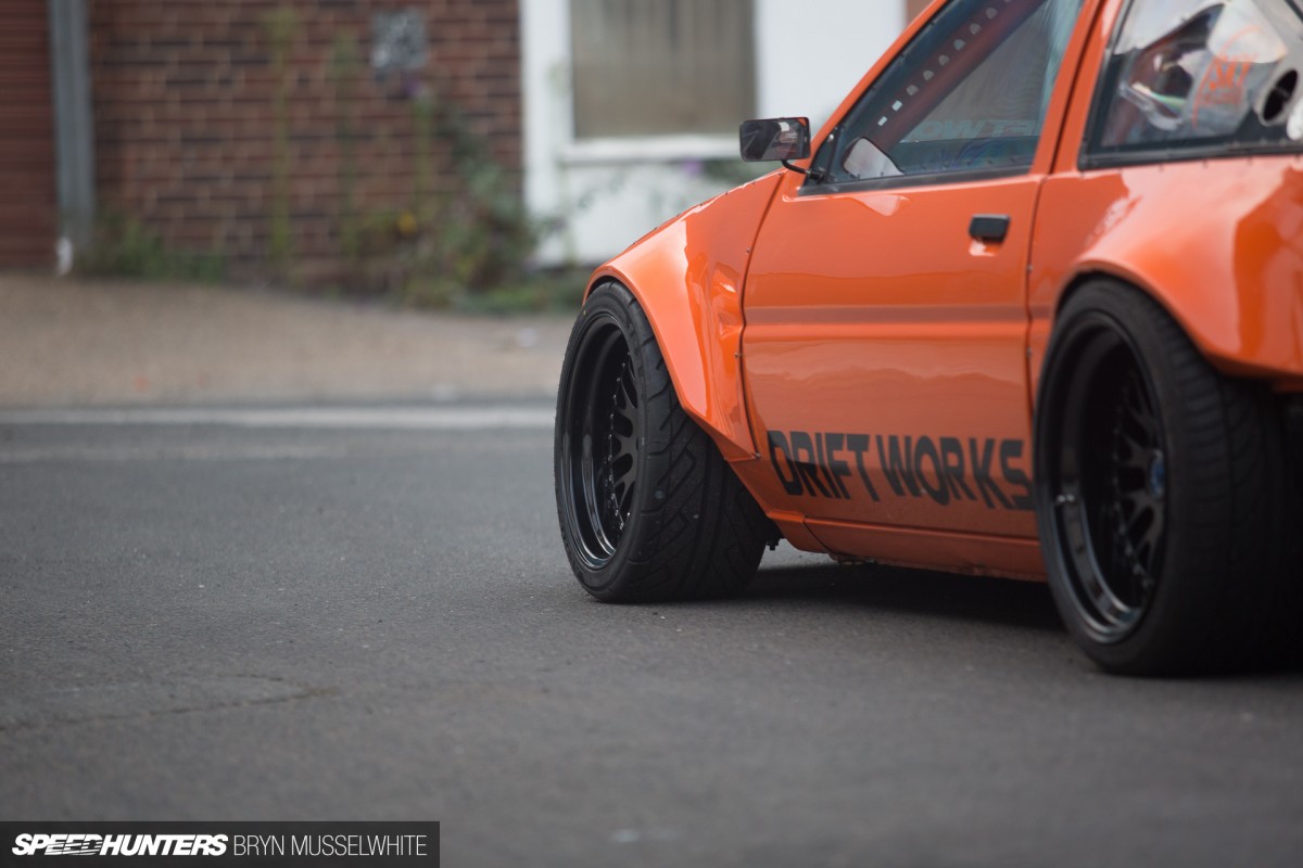 a Driftworks AE86 V8 -43