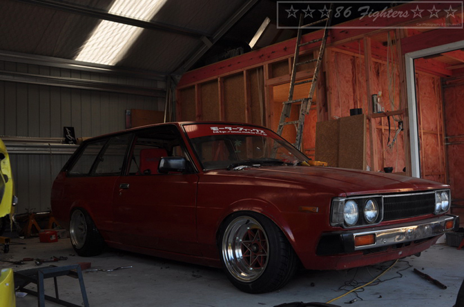 Random Snap>>c�s Garage Corolla�Wagon