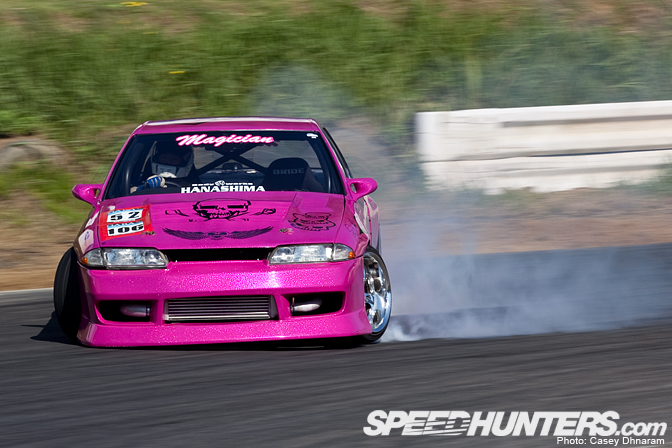 Desktops>> Team Magician R32 Skyline