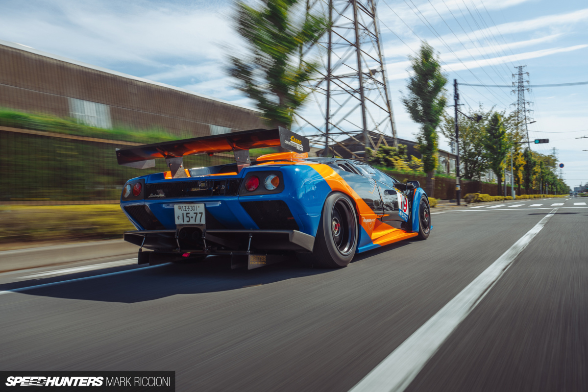 Cruisin’ Tokyo In The World’s Only Road-Legal Diablo GT2