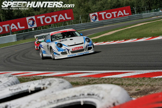 Archive>> Fia Gt Porsche Desktop From Spa