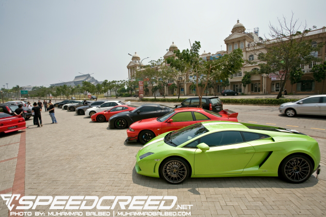 Random Snap>> A Meeting In Jakarta