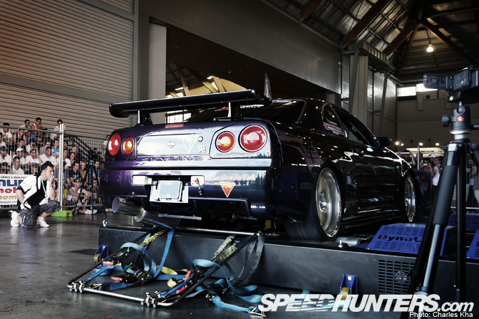 Random Snap>> Rh9 Gt-r: 1326hp At All Four