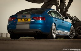 Revo Audi STaSIS desktop