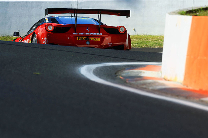 Random Snap>> Ferrari On The�Mountain