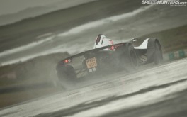 BAC Mono-desk5